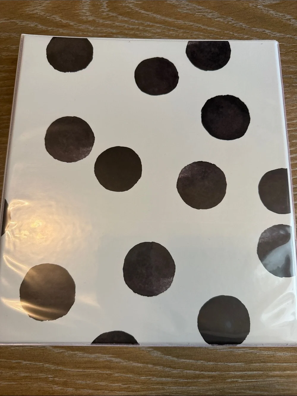 Case pack of 6 Avery View 3 Ring Binder, 1